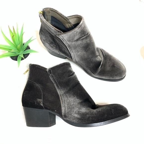 Hudson Apisi Velvet Boots 612 - Picture 1 of 7